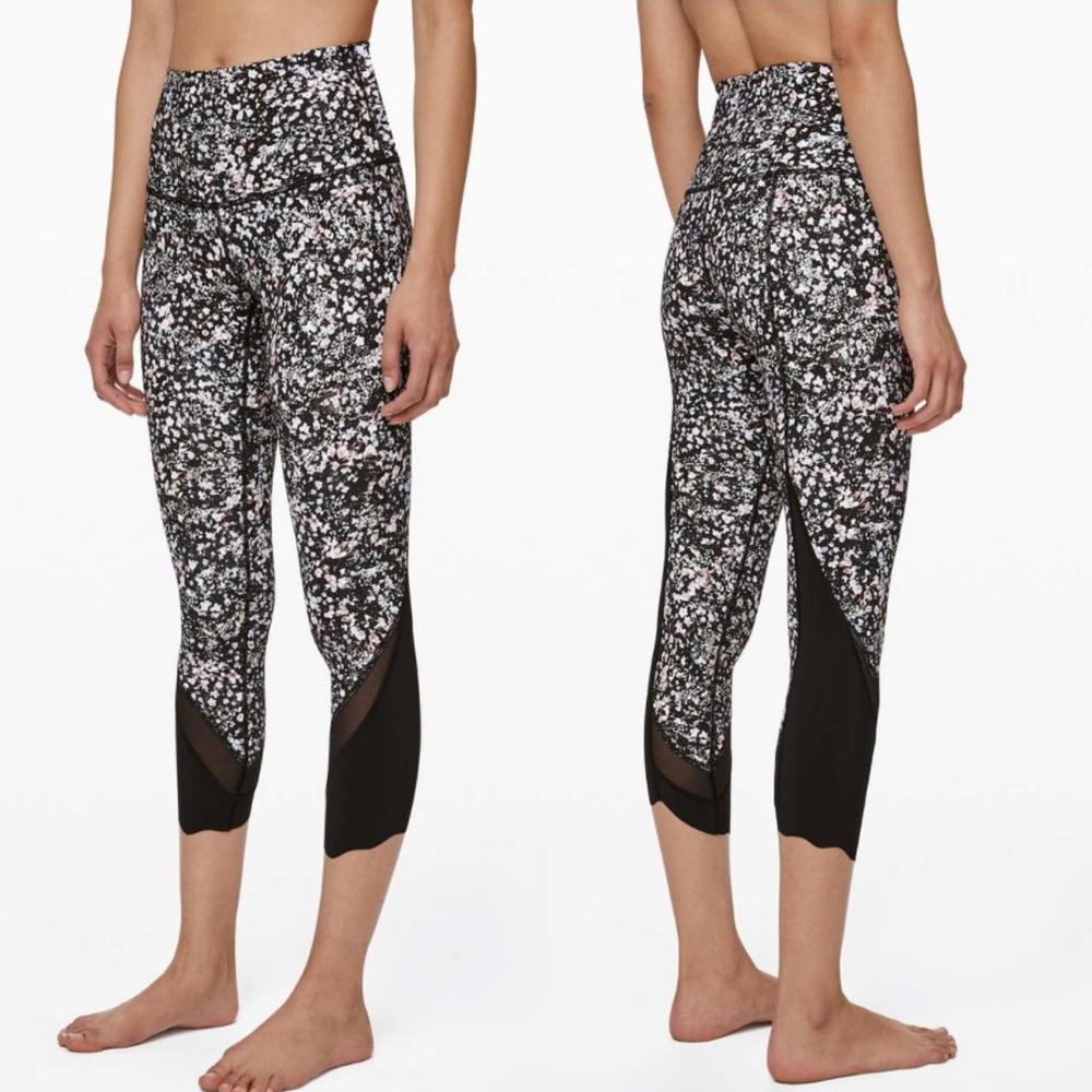 Lululemon Wunder Under Crop II Size 10 Roll Down Scallop Luxtreme 24" Floral - Picture 1 of 10